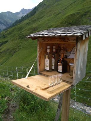 Apéro à prix libre, au milieux de nul part