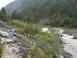 Rivière en crue dans le val de Tuors